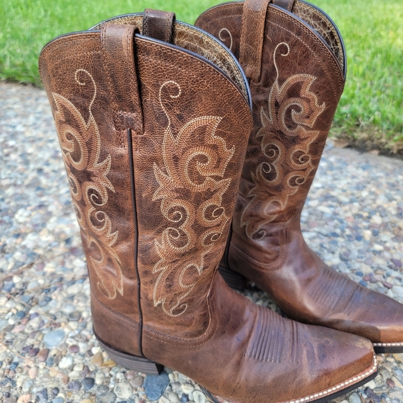 Ariat boots - Picture 5 of 12